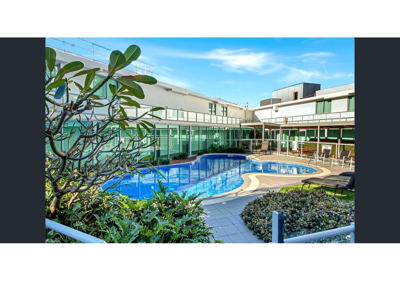 Coastal Bliss 2 Bedroom Gold Coast
